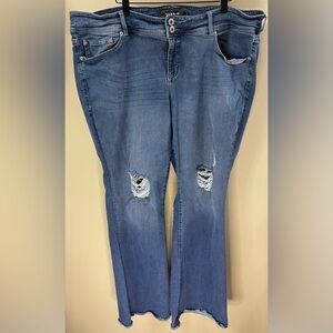 TORRID Women’s Plus Size Flare Distressed Jeans Size 24T